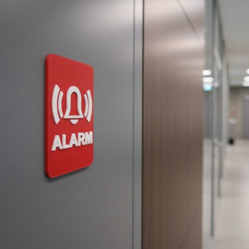 Alarm Schild Rot Weiß